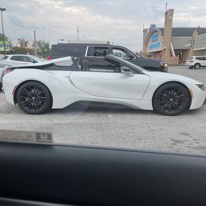 Meet your Posher, Hoang